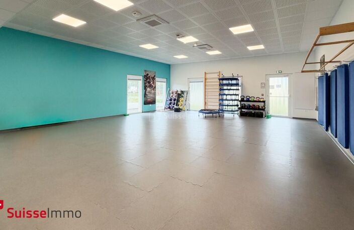 Local commercial Appenans 341 m2 — photo 3