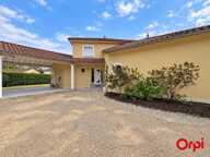 Mas provençal esprit californien – 215 m² – 4 chambres – Piscine 12 x 6 – Maisonnette F2 de 50 m² – Grange de 80 m² — photo 2