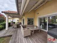 Mas provençal esprit californien – 215 m² – 4 chambres – Piscine 12 x 6 – Maisonnette F2 de 50 m² – Grange de 80 m² — photo 4
