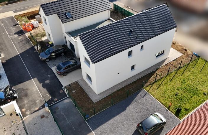 possibilité PMR - Coup de cœur à Aiserey : Villa neuve PMR, T6 RE2020 de 136m2 au calme — photo 2