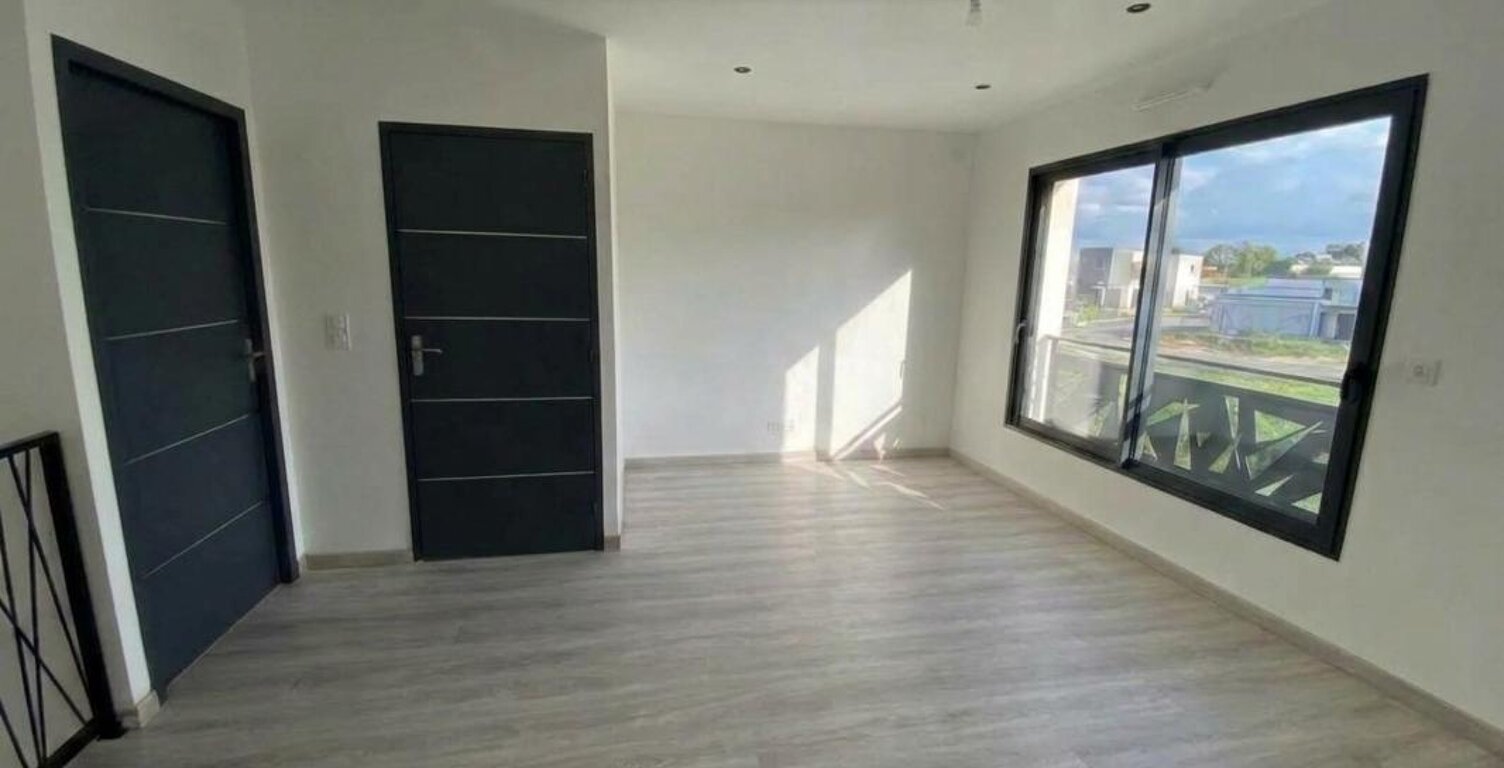 Maison à vendre 6 pièces DPE A  (35) - VEZIN LE COQUET - PROCHE CHU RENNES/ECOLES/COMMERCES — photo 1