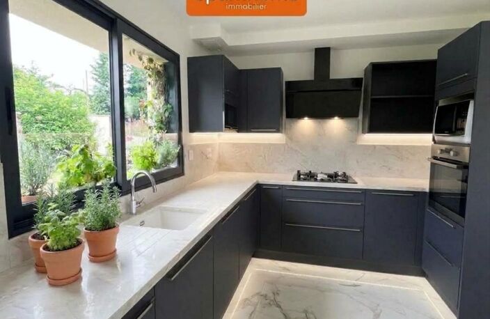 Maison à vendre 6 pièces DPE A  (35) - VEZIN LE COQUET - PROCHE CHU RENNES/ECOLES/COMMERCES — photo 2