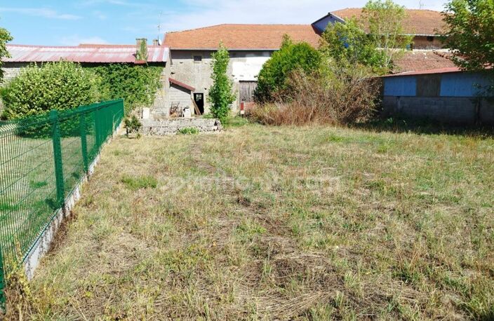 ERIZE SAINT DIZIER - Ancienne fermette à vendre pleine de charme avec de vastes dépendances - Terrain clos — photo 3