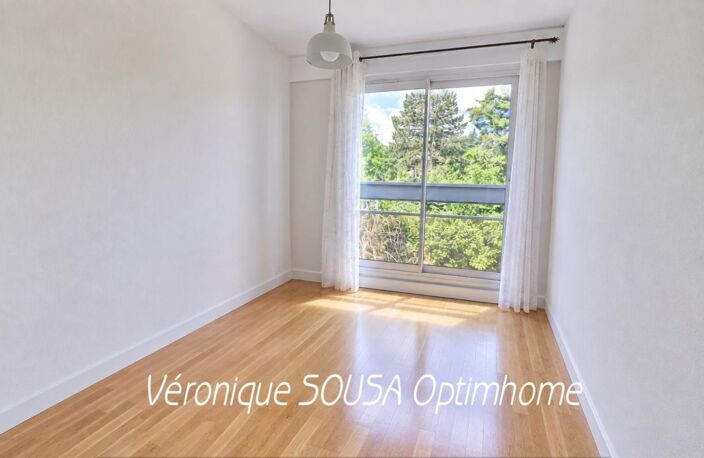 Appartement lumineux dans un environnement résidentiel — photo 5