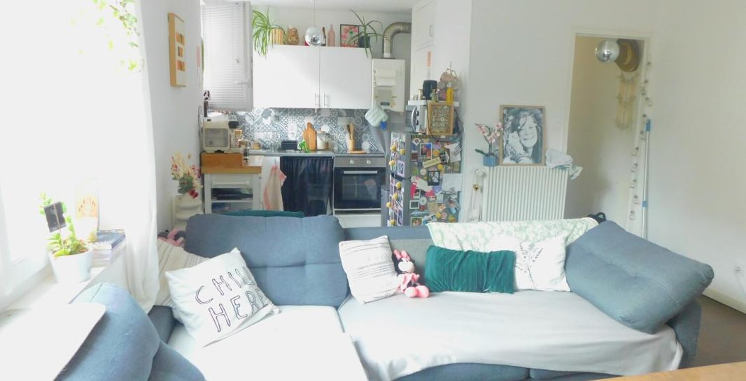 Appartement à vendre 2 pièces FOUGERES (35) — photo 1
