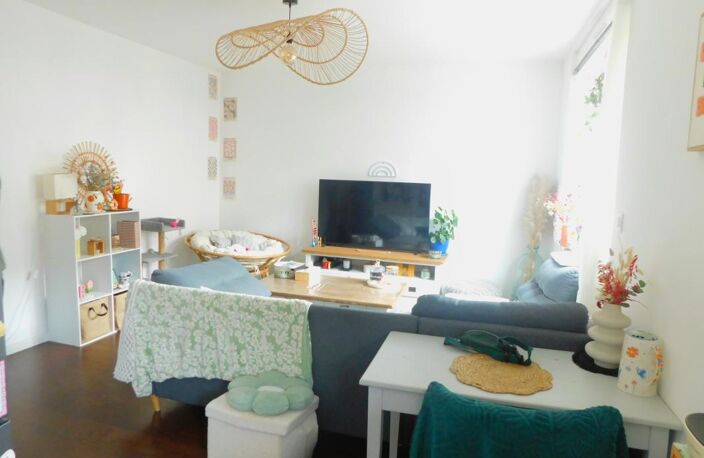 Appartement à vendre 2 pièces FOUGERES (35) — photo 3