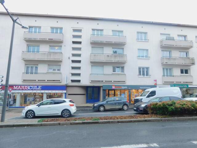 Appartement à vendre 2 pièces FOUGERES (35) — photo du bien