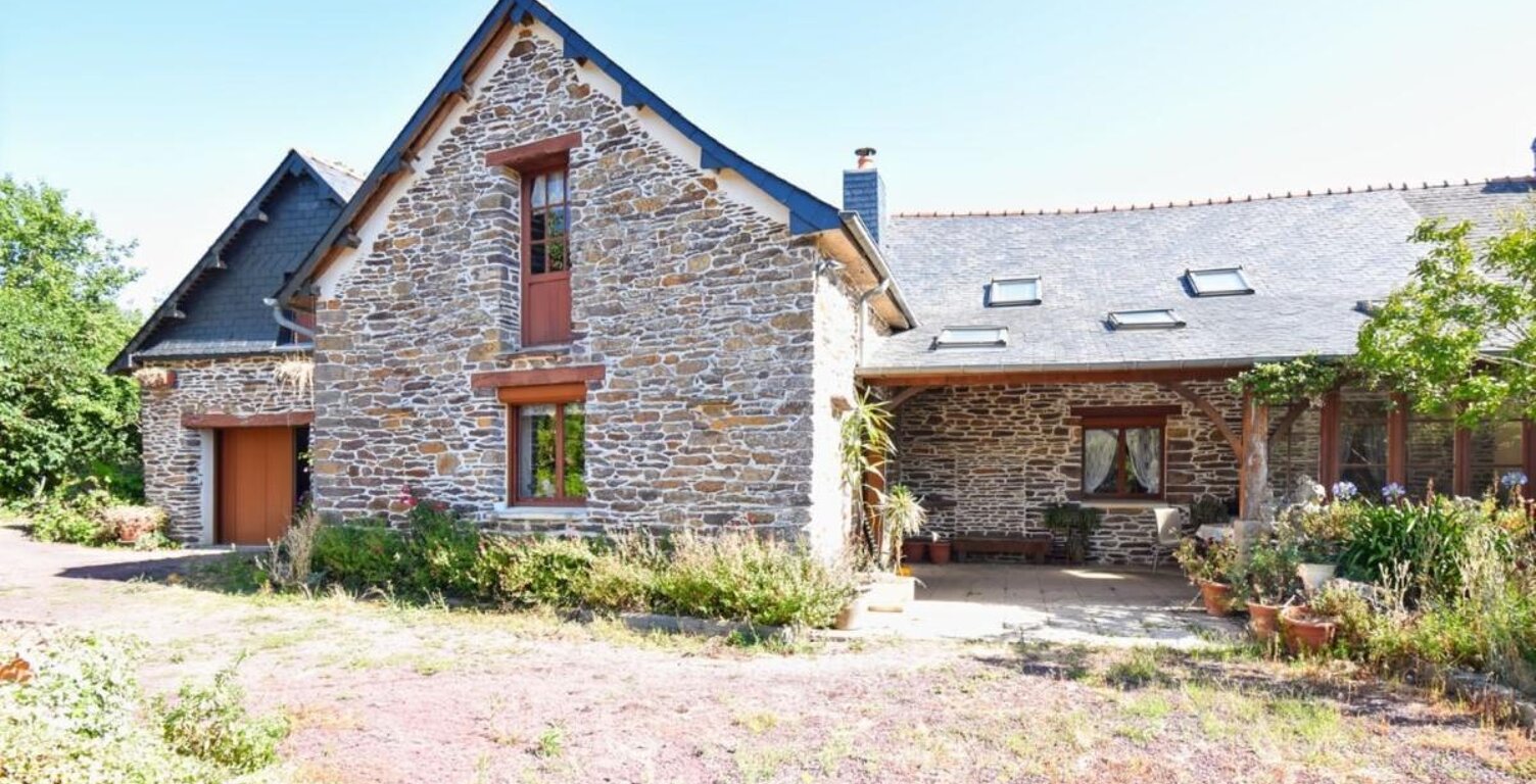 Longère de charme avec garage et dépendance — photo 1