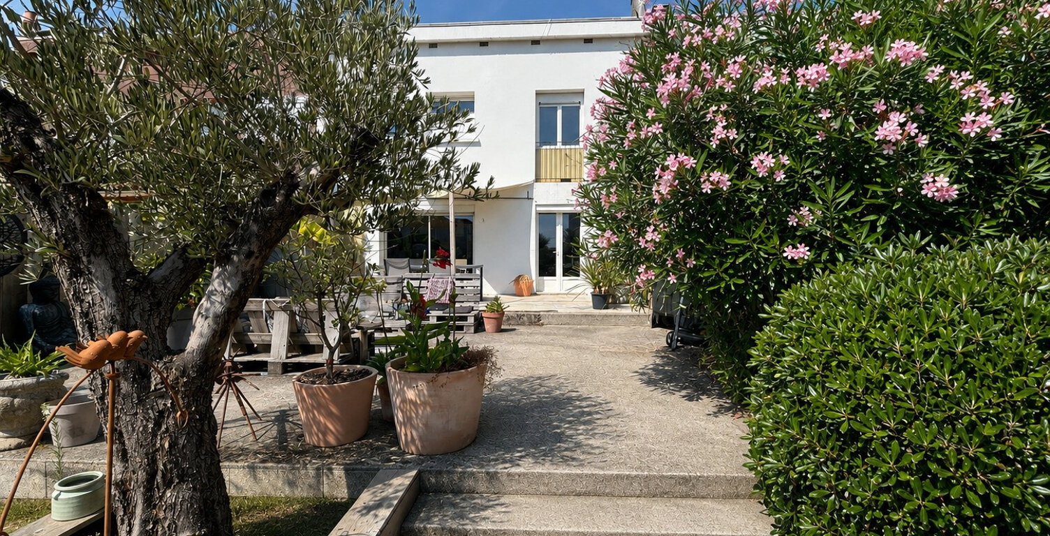 BELLE MAISON EN BON ETAT GENERAL DE 104 M2 SUR UN TERRAIN CL — photo 1