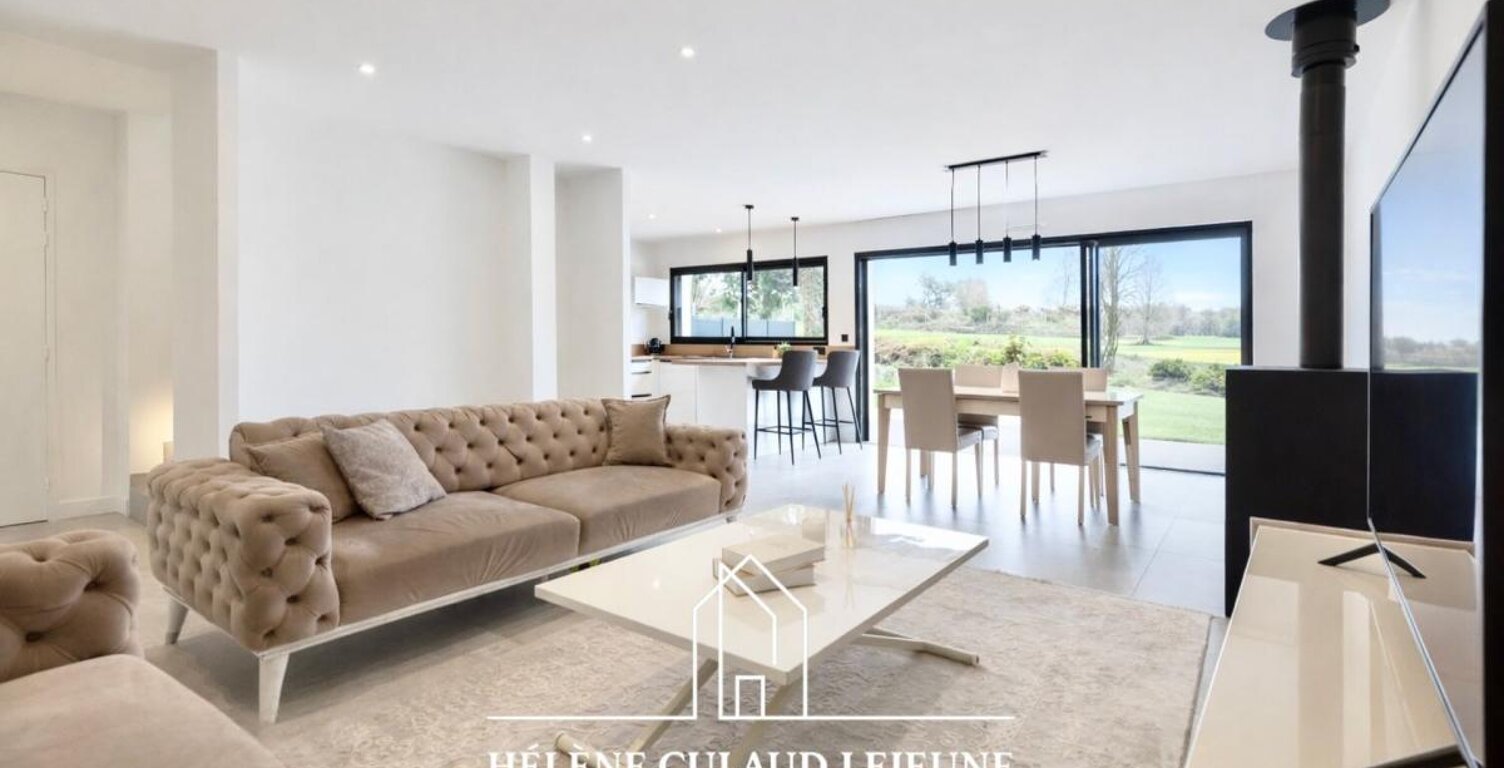 MAISON CONTEMPORAINE - 133 m² - MEUCON — photo 1