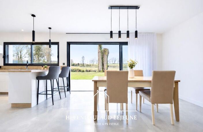 MAISON CONTEMPORAINE - 133 m² - MEUCON — photo 3