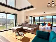 Maison contemporaine avec piscine - Calme, volumes et prestations — photo 4