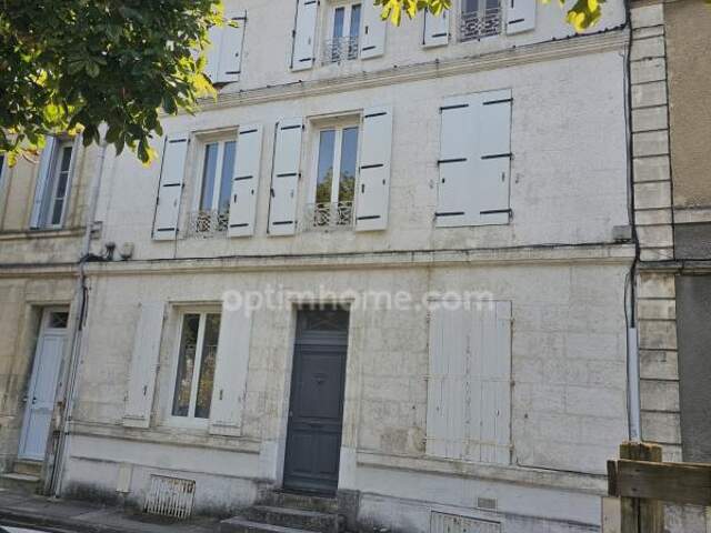Immeuble de rapport de 150 m² à bonne rentabilité — Emplacement stratégique à ANGOULEME (16) — photo du bien