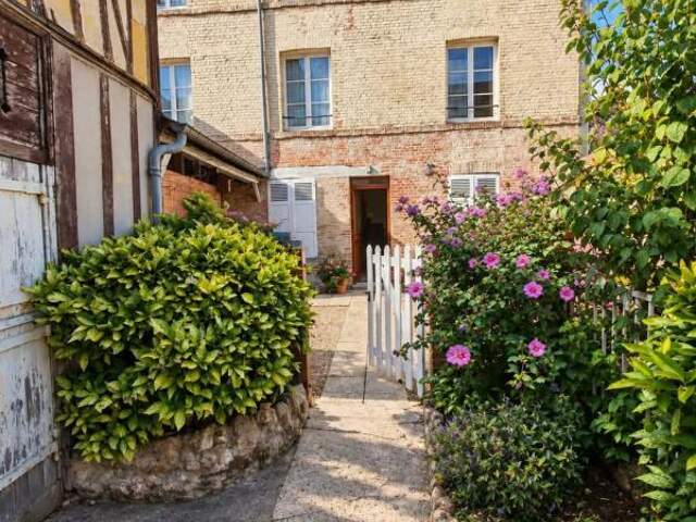 Maison à vendre 11 pièces LISIEUX (14) — photo du bien