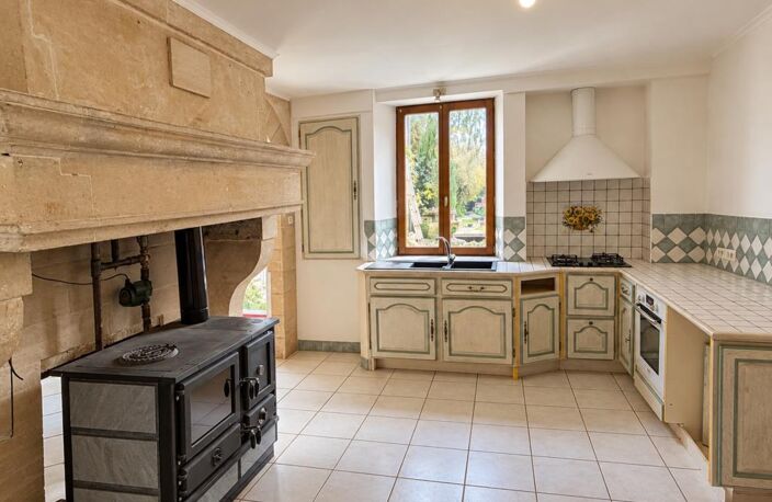 BELLE MAISON DE CARACTÈRE AVEC JARDIN, GRANGE ET POTENTIEL SECOND LOGEMENT — photo 2