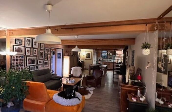 Propriete à vendre sur 2 ha à  PUY GUILLAUME (63) — photo 4