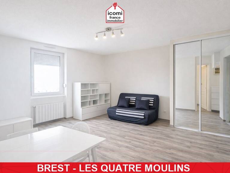 FINISTERE - Brest (29200) - A VENDRE - APPARTEMENT STUDIO DE 25 M² AVEC VUE MER DERNIER ETAGE EN DALLE BETON - EXCELLENT DPE : B - GES : C - COUP DE COEUR - RARE — photo 1