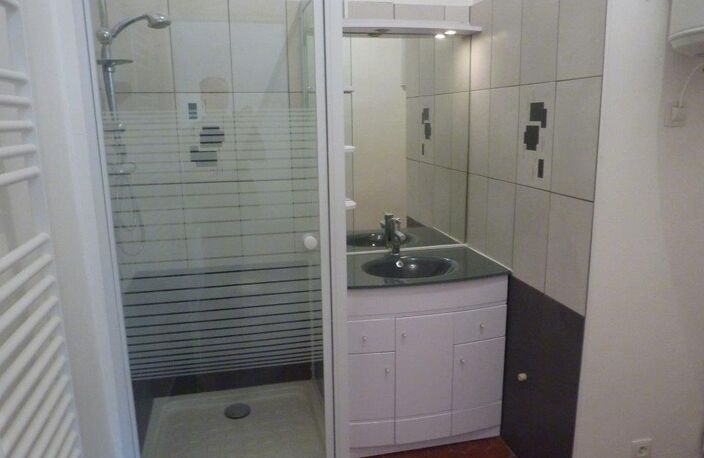 Appartement de 31m2 à louer sur Salon-de-Provence — photo 3