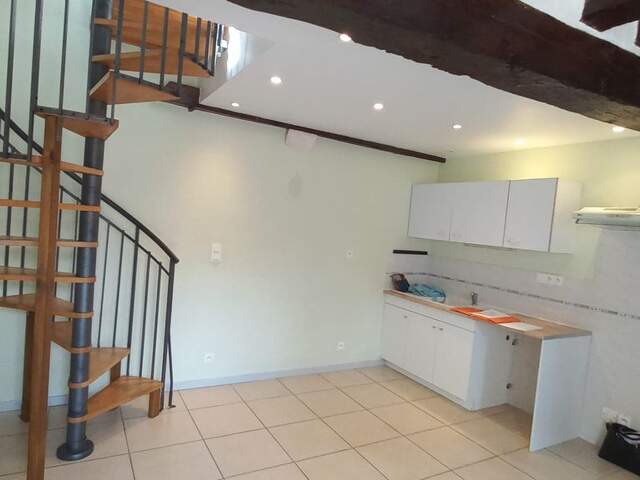 Appartement de 32m2 à louer sur Châtillon-Coligny — photo du bien