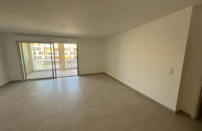APPARTEMENT T3 NEUF AVEC TERRASSE - MAUGUIO — photo 2