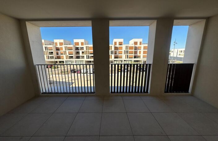 APPARTEMENT T3 NEUF AVEC TERRASSE - MAUGUIO — photo 3