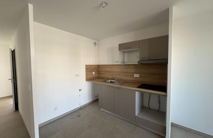 APPARTEMENT T3 NEUF AVEC TERRASSE - MAUGUIO — photo 4