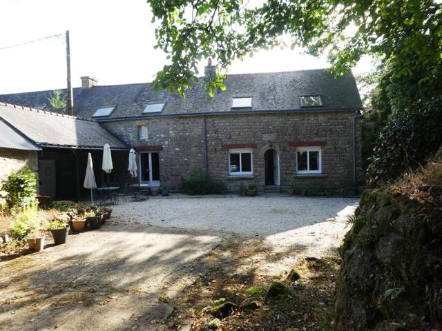 Maison située en campagne — photo du bien