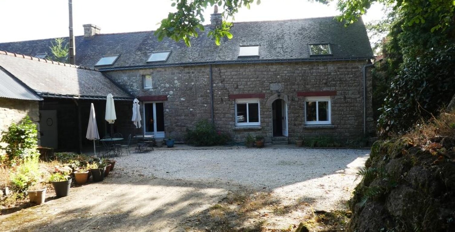 Maison située en campagne — photo 1