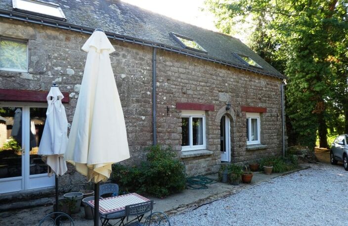 Maison située en campagne — photo 2