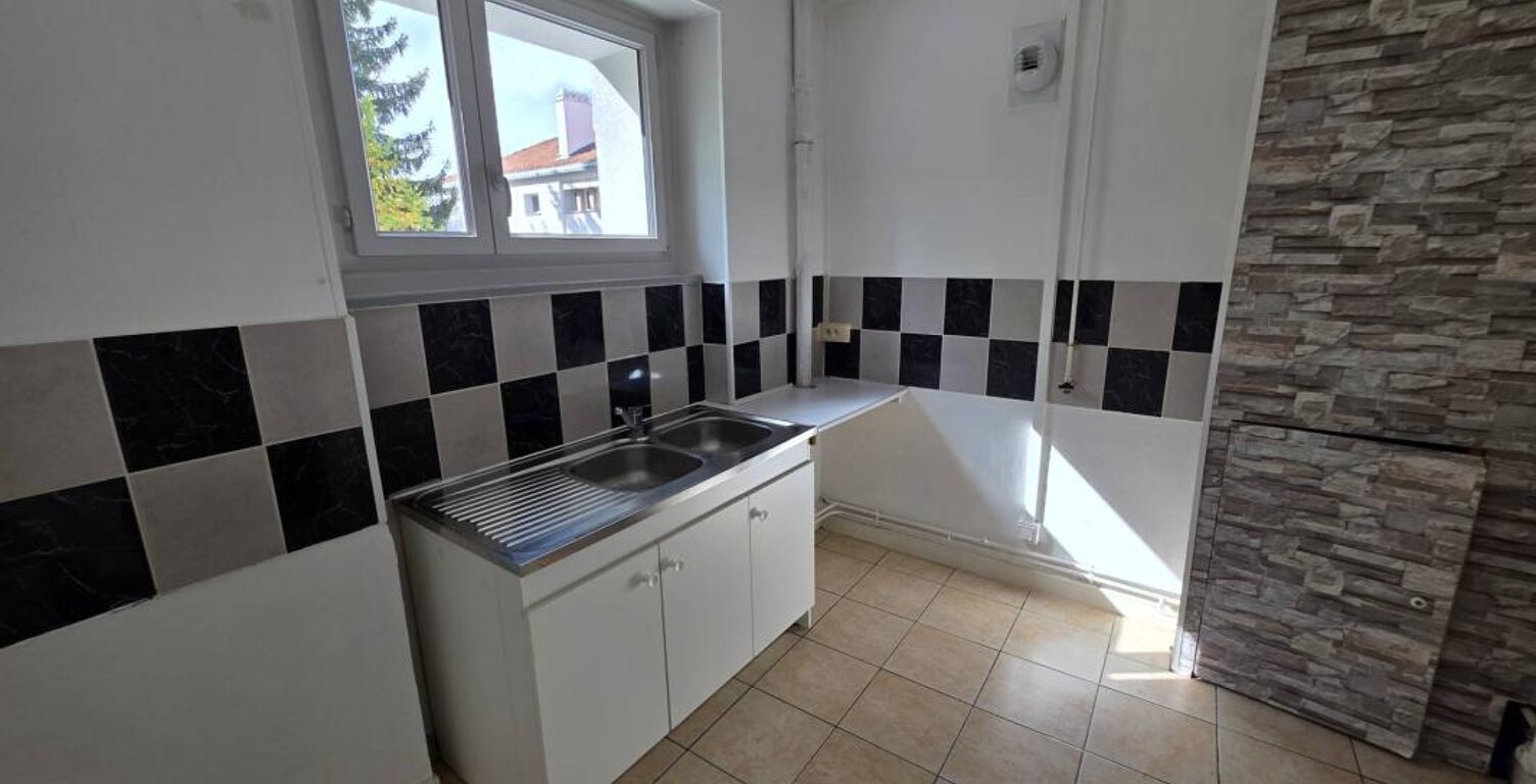 Location - Appartement T4 - 74m2 - Sarreguemines — photo 1