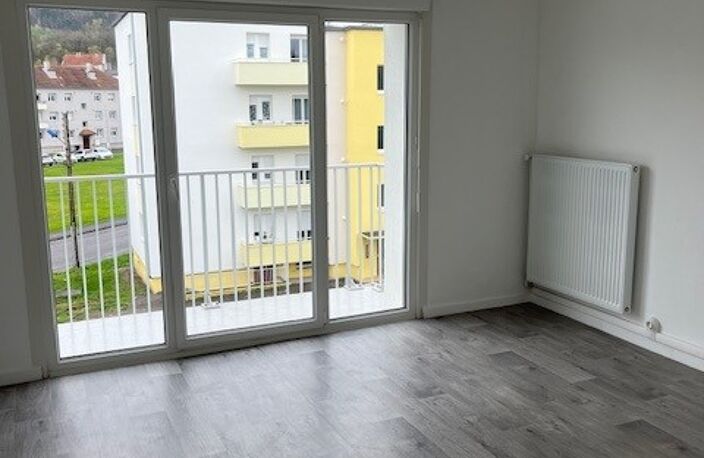 Location - Appartement T3 - 69m2 - Stiring-Wendel — photo 2