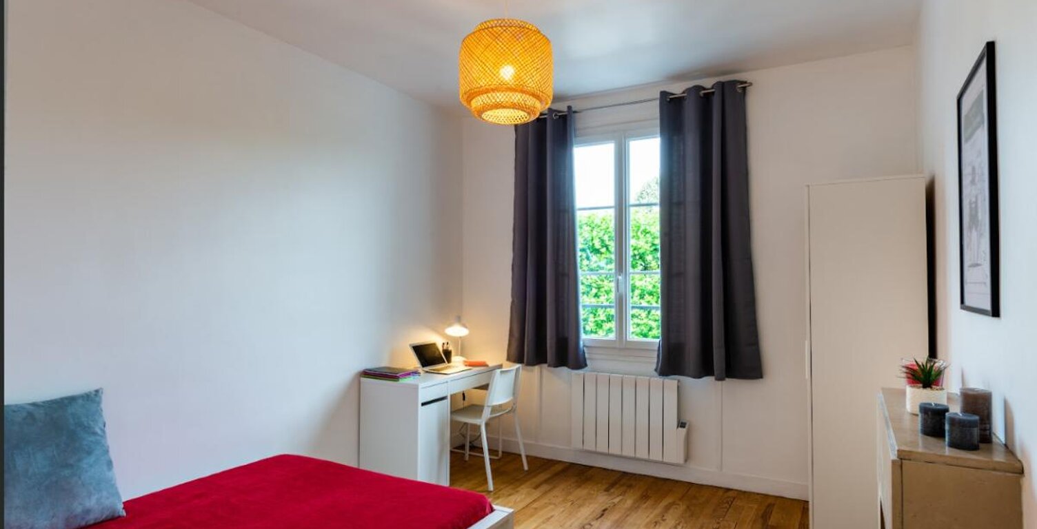 Chambre spacieuse — photo 1