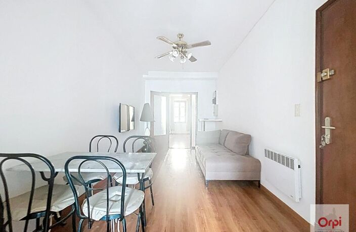 Appartement T2 traversant de 50 m2 en plein cœur du centre ville d'Ajaccio — photo 3