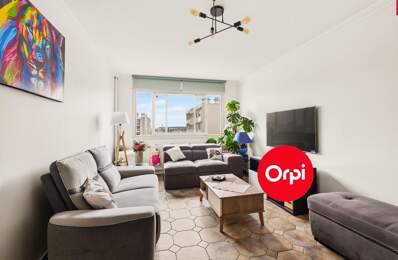 Appartement À Vendre — photo du bien