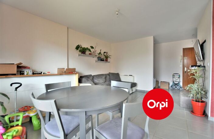 T4 - 8 BIS RUE COLETTE 69800 SAINT PRIEST — photo 2