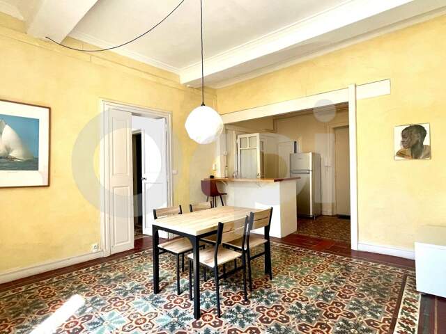 Appartement À Louer — photo du bien