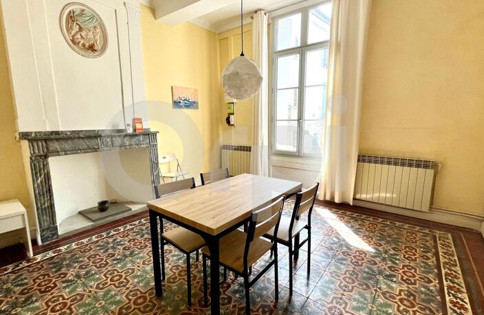 Appartement À Louer — photo 2