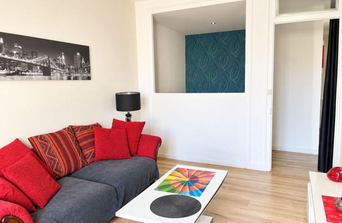 Appartement T2 LYON 9ème – Valmy dans immeuble 1920 avec cachet — photo 2