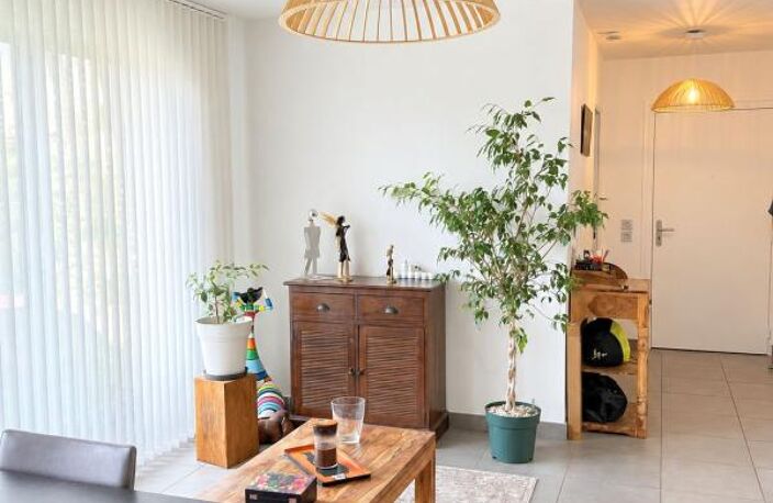 A vendre Lyon 9eme Valmy appartement T3 avec superbe terrasse plein ciel — photo 4