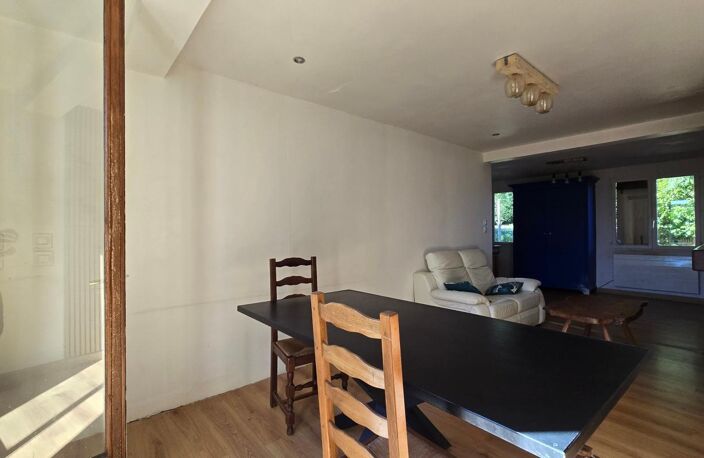 Maison familiale de 105 m² avec suite parentale, sous-sol total et grand terrain de 2 200 m² — photo 5