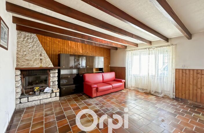 Maison de plain-pied à rénover avec beaucoup de potentiel — photo 3