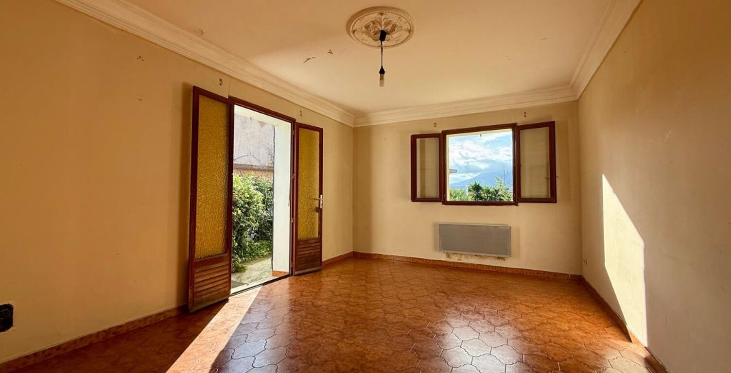 Appartement T3 79m² avec jardin - FURIANI — photo 1