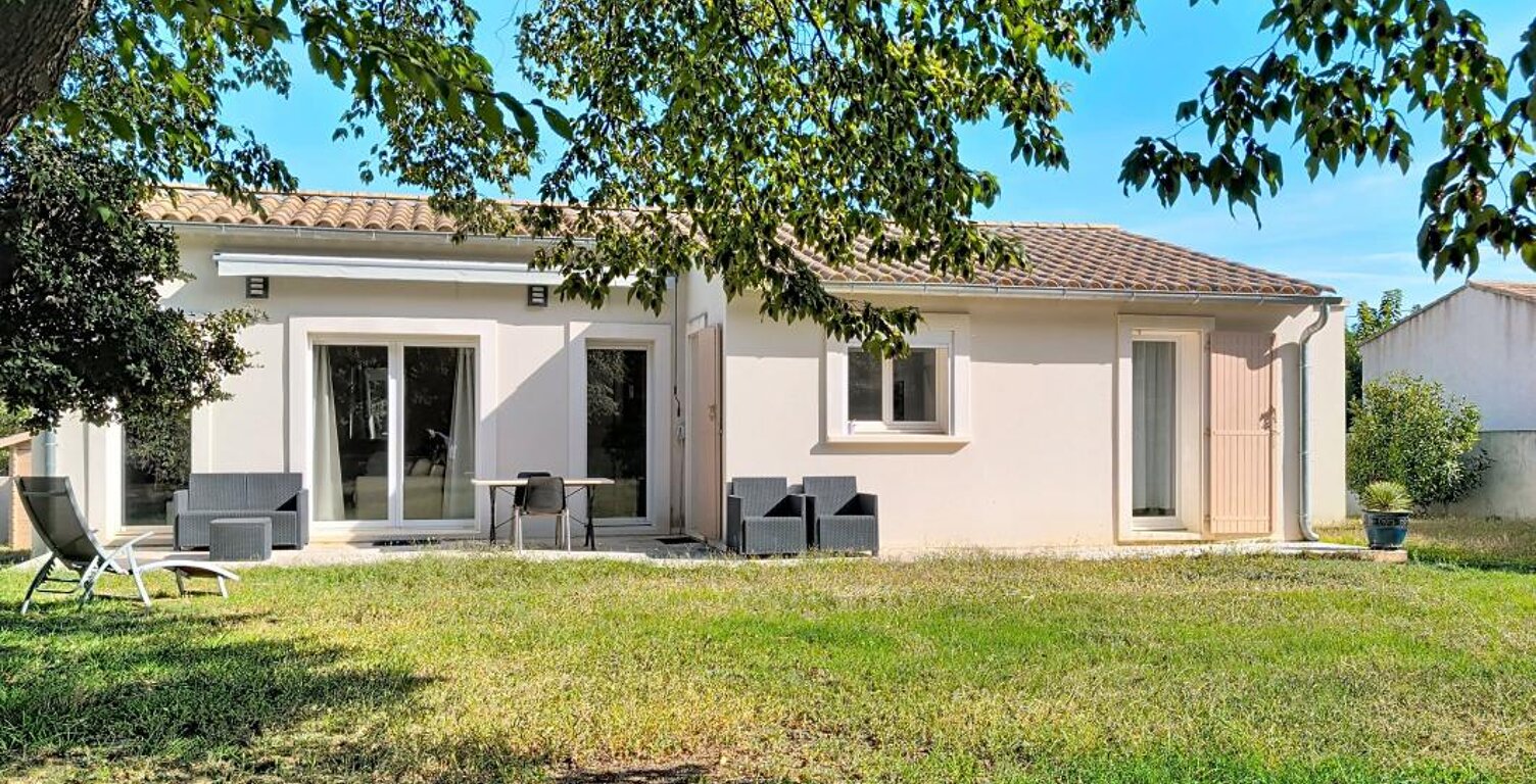 Saint-Laurent-des-Arbres, Maison de plain-pied au calme - 2 chambres - Jardin de 950 m² sans vis-à-vis - Accès direct pinède — photo 1