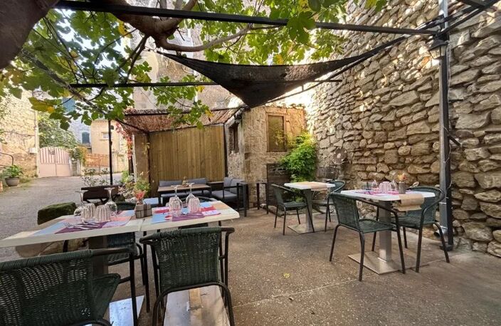 Fonds de commerce, restaurant, à Rochefort du Gard — photo 2