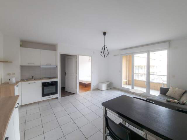Appartement T2 avec balcon — photo du bien