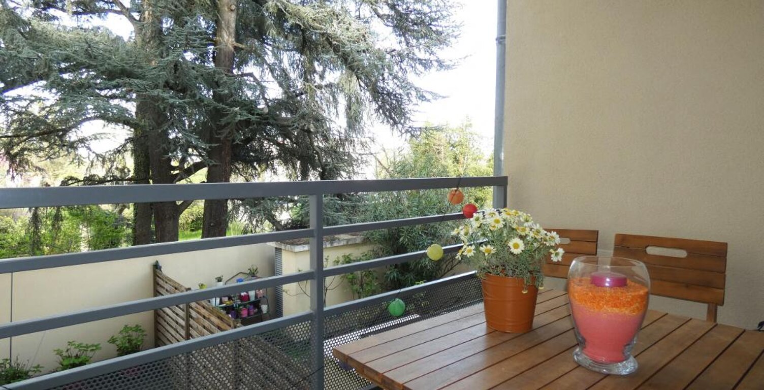 T2 Meublé - Oullins Centre- 45m² — photo 1