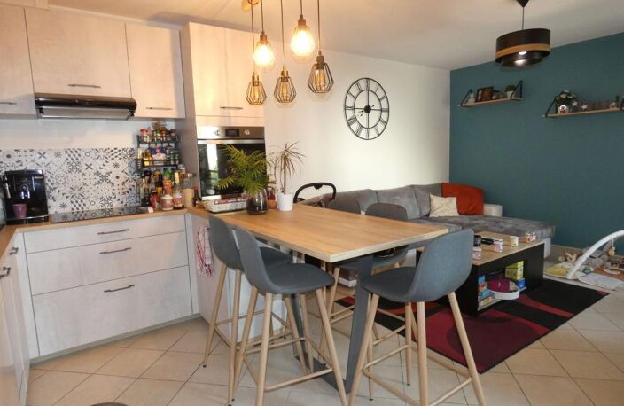 T2 Meublé - Oullins Centre- 45m² — photo 4