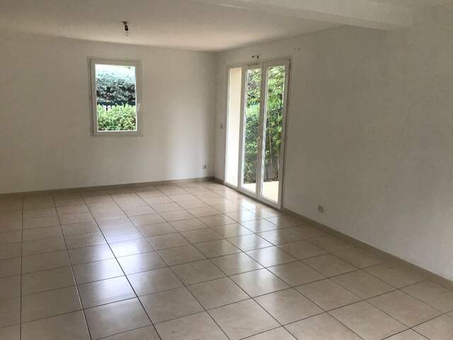 NIMES Location villa T4 de 80m² sis 406 rue des Cottages — photo du bien