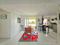 BANDOL APPARTEMENT RÉNOVÉ ET COMMERCES A PIED — photo 4