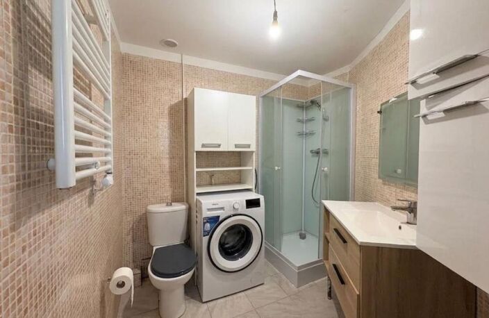 Appartement T3 + Local commercial À Vendre Toulon Est — photo 5